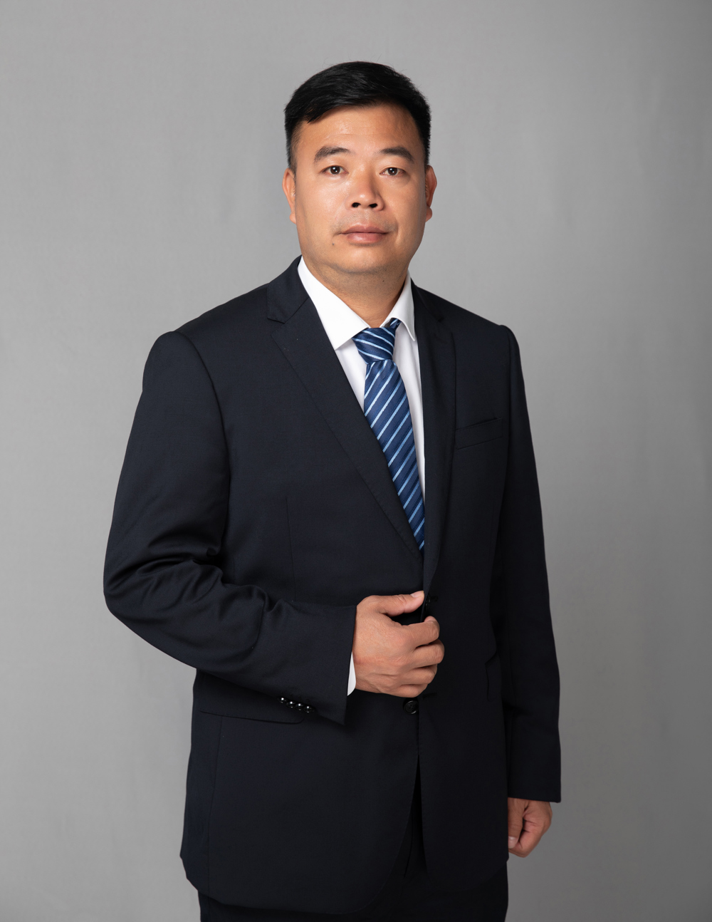 高级实验师 杨明伟
