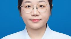 高级教师 黄纯